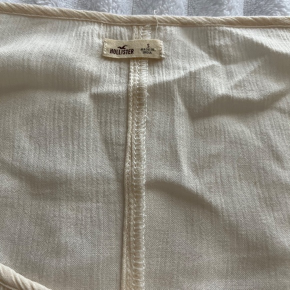 HOLLISTER off white/cream lace detail Boho bell sleeve top size S - Picture 3 of 12